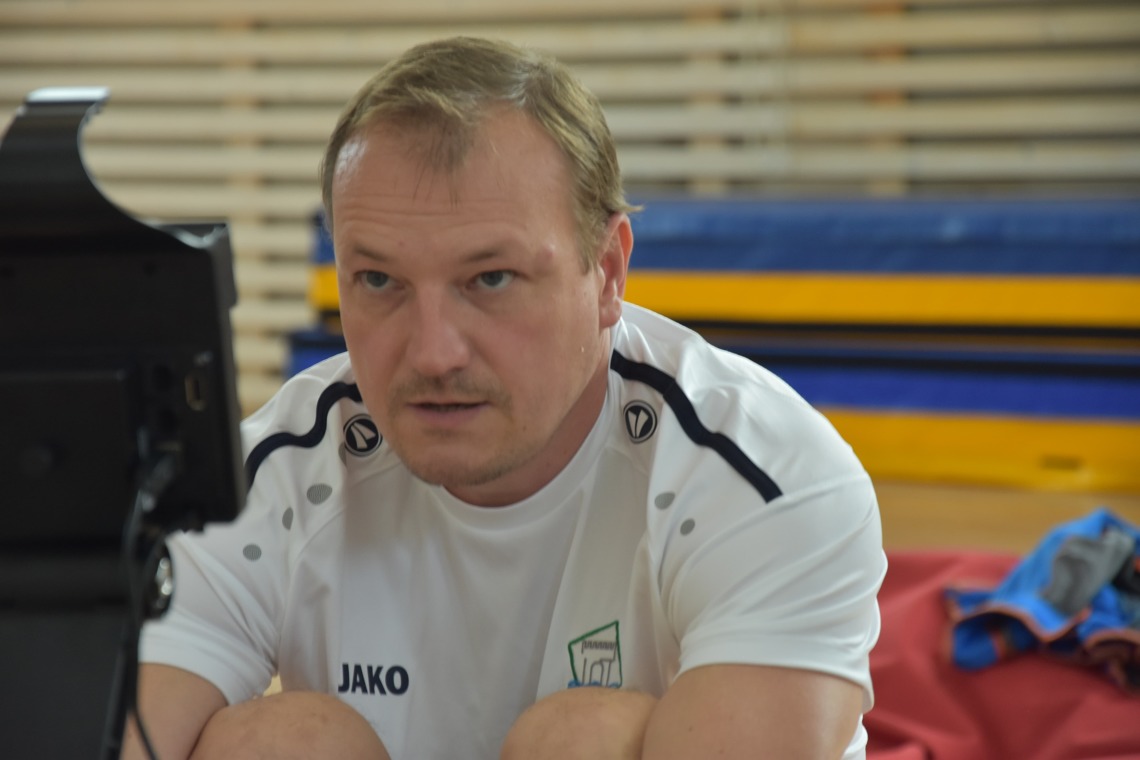 2021|09 - Ředitelé v Labe aréně Štětí vyzkoušeli trenažery 2021|09 - Ředitelé v Labe aréně Štětí vyzkoušeli trenažery