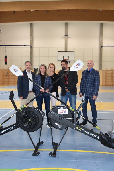 Úspěšná veslařka podporuje žáky na základních školách sportem    i literaturou